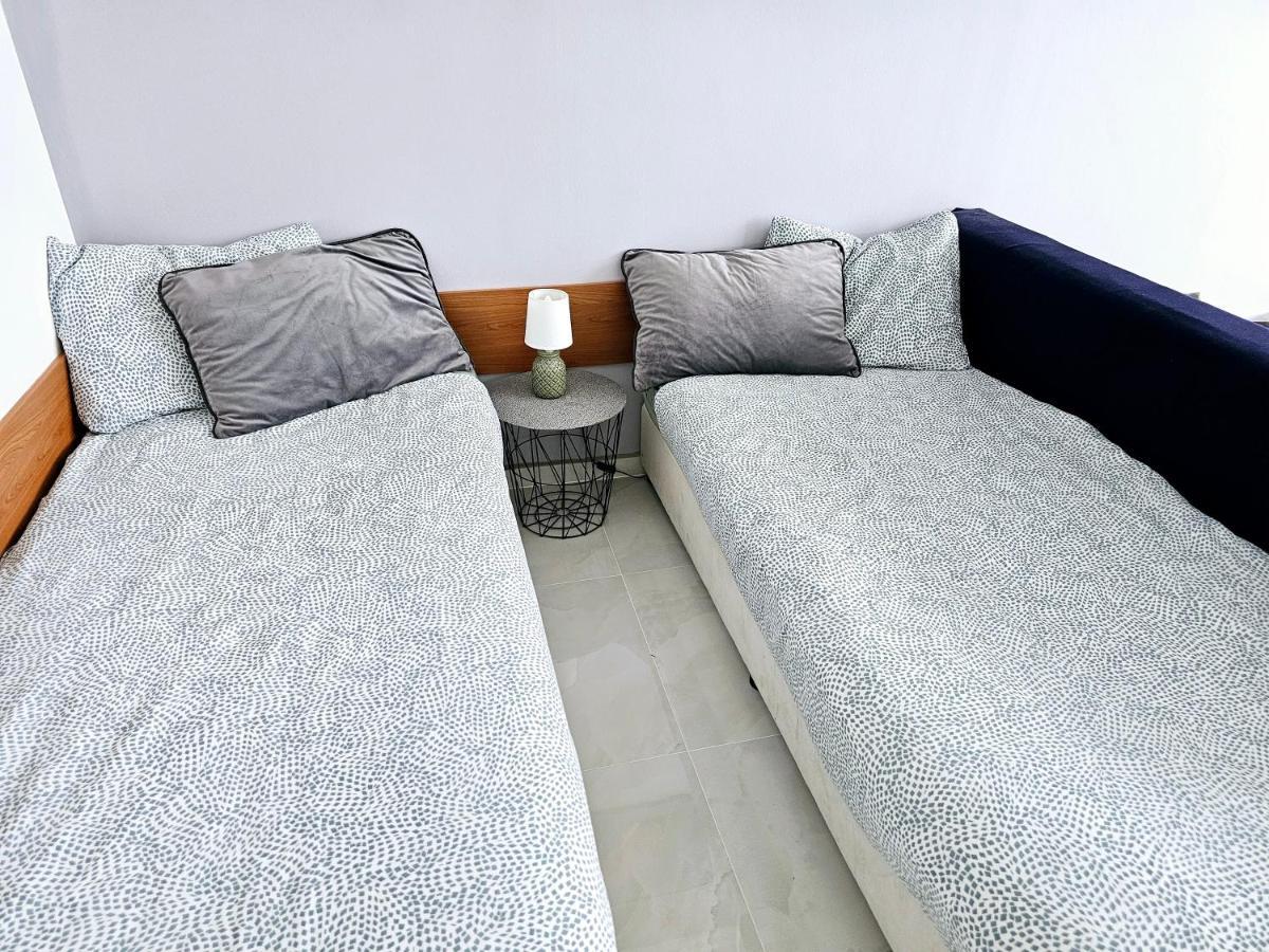 Studio Apartment With Balcony 300M From Beach Sunny Beach Ngoại thất bức ảnh